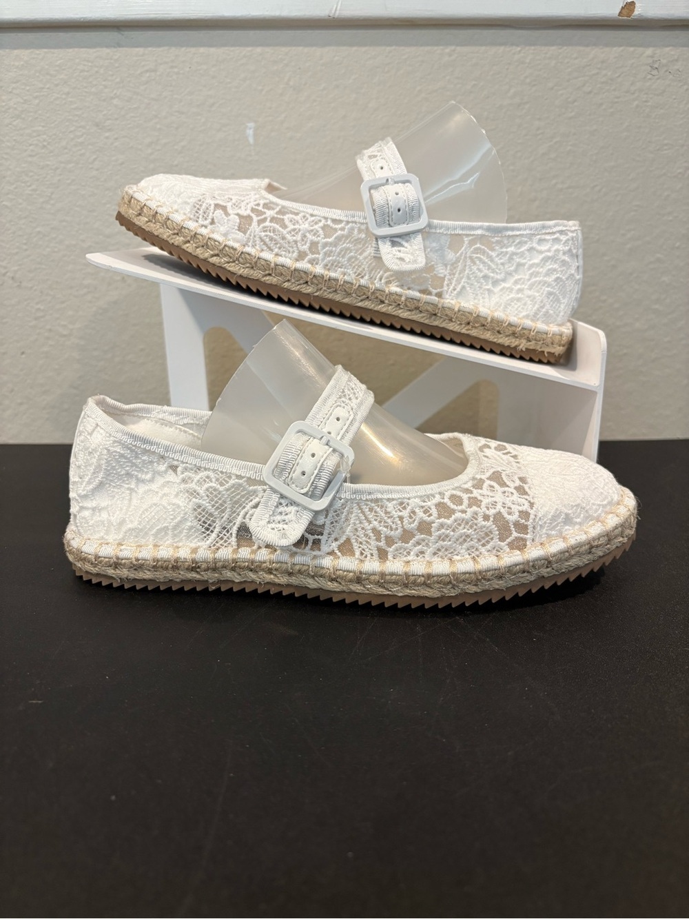 Art Class Kids White Madeline Lace Espadrille Mary Jane Flats Multiple Sizes